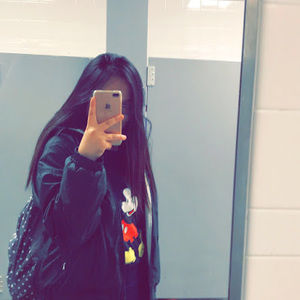 Meet your Posher, Dana